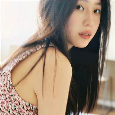 坡道上的红屋顶
